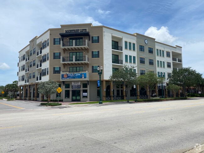 Building Photo - 4100 SW 64th Ave