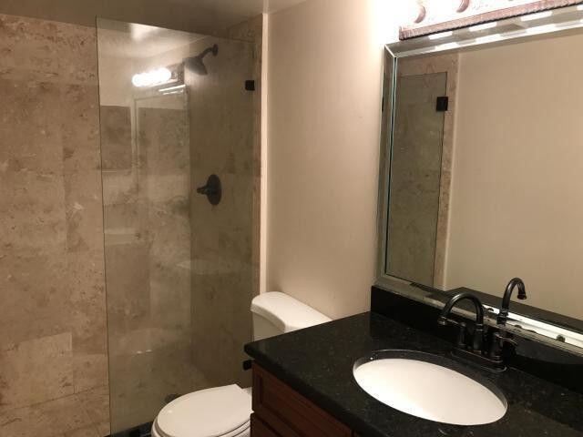 Building Photo - 110 Yacht Club Way