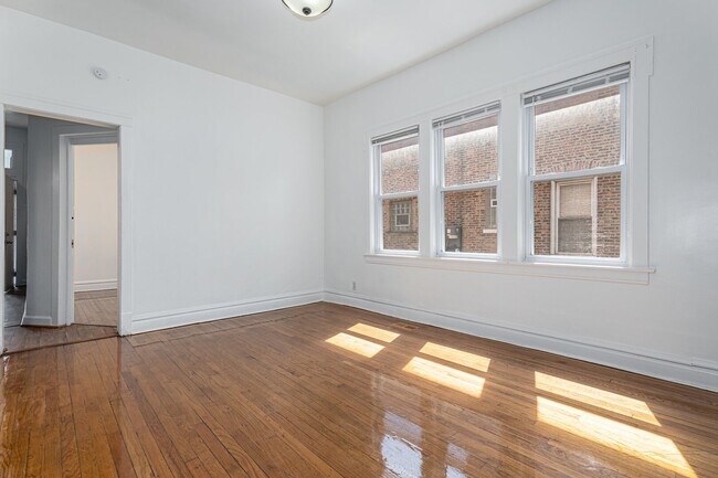 Building Photo - 2439 S Millard Ave