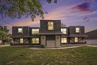 Building Photo - 3800 SW 8th St. Terrace