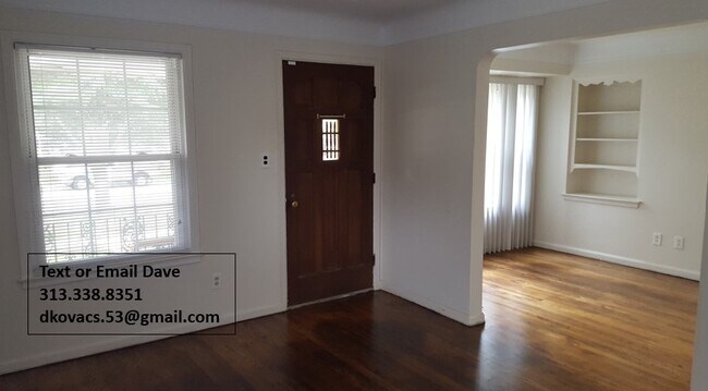 Foto del edificio - 3734 Roosevelt St