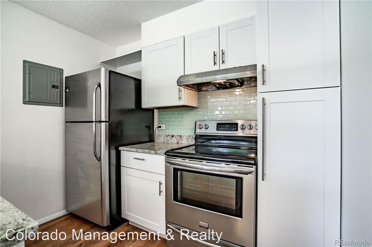 Primary Photo - 1 br, 1 bath House - 2130 S Vaughn Way Uni...
