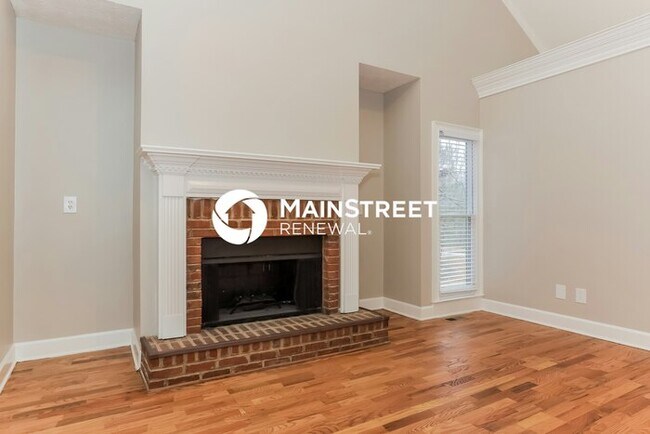 Foto del edificio - 4 Bedroom Pet-Friendly Home in Dallas, GA with Main Street Renewal