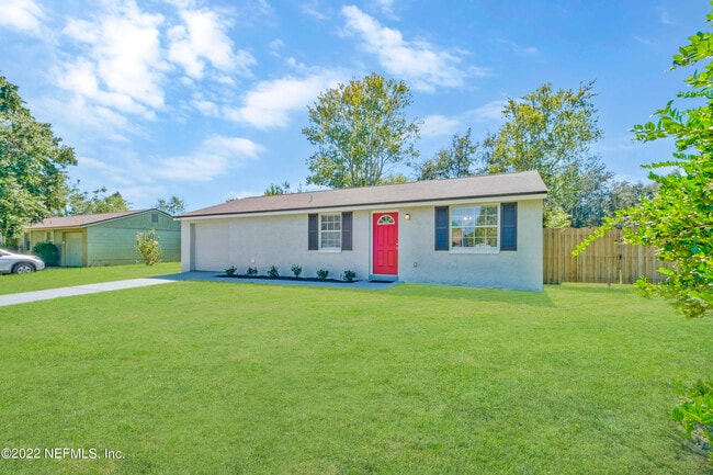 Building Photo - 2771 Commanche Ave