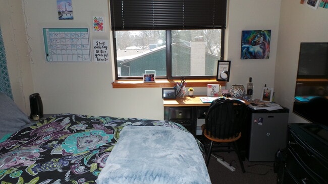 Building Photo - Wegner Apartments