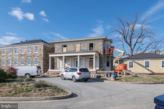 Building Photo - 3110 Crittenton Pl