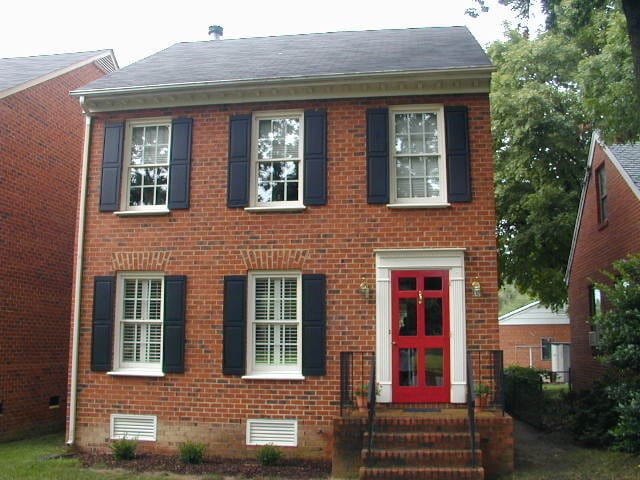 Primary Photo - Amazing 2 bedroom home on Cary Street Rd