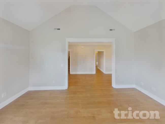 Foto del edificio - 1306 Crescent Ridge Drive