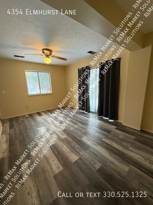 Building Photo - 4354 Elmhurst Dr