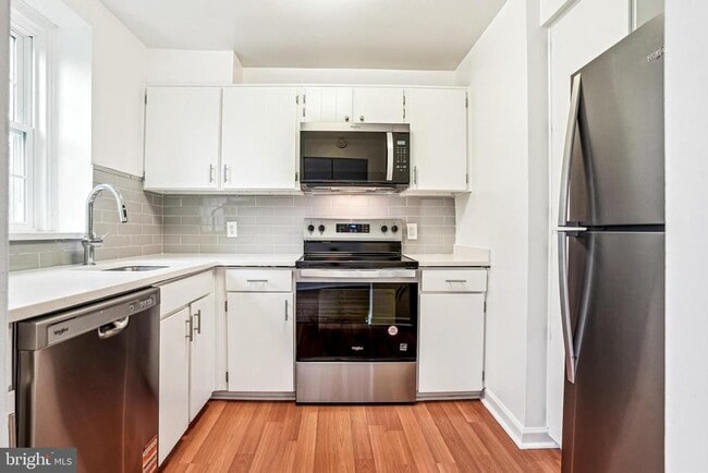 Foto del edificio - 4814 30th St S