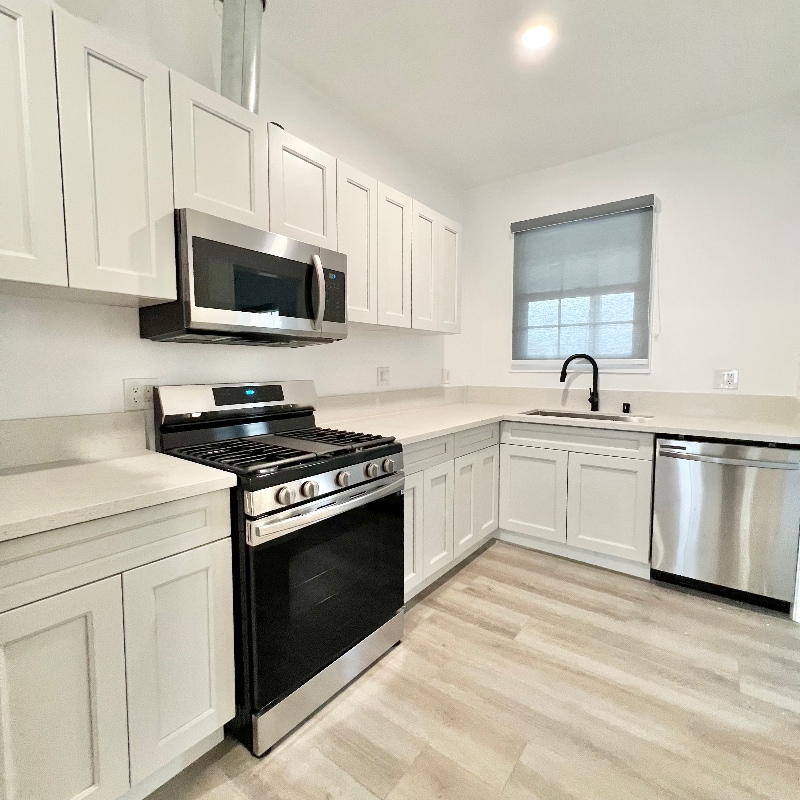 Foto principal - 1524 N Sycamore St