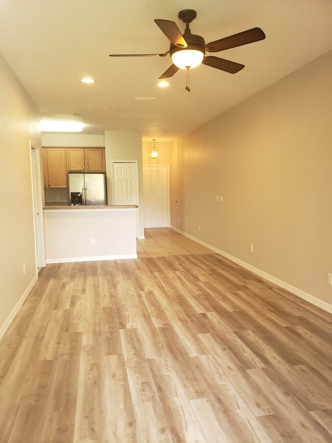 Photo - 469 Glastonbury Drive Townhome