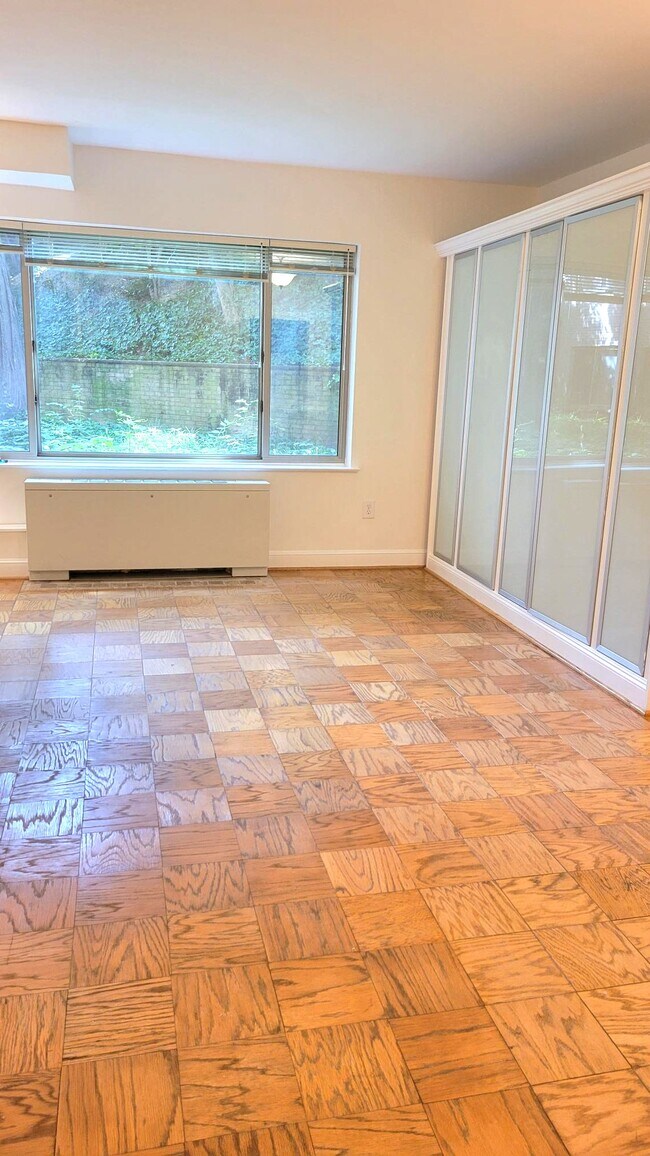 Foto del edificio - 2755 Ordway St NW
