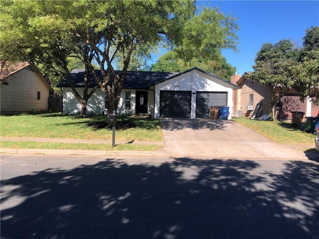 Foto del edificio - 4800 Pewter Ln
