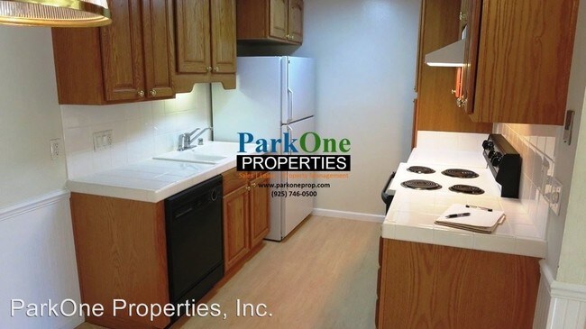 Building Photo - 1407 Marchbanks Dr