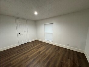 Building Photo - 19307 Timberland Blvd