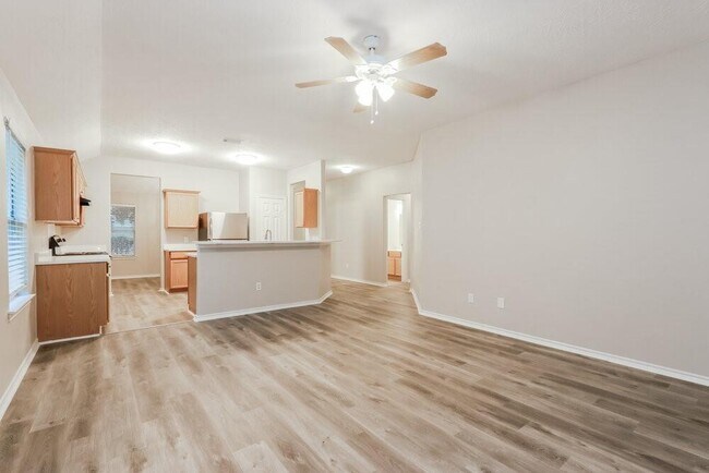 Foto del edificio - 2826 Trinity Glen Ln