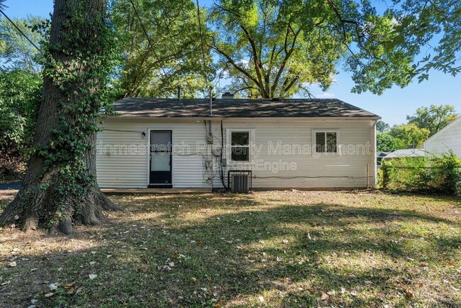 Building Photo - 8301 Edna Ave