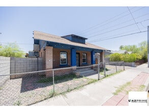 Building Photo - 831 N 10th St