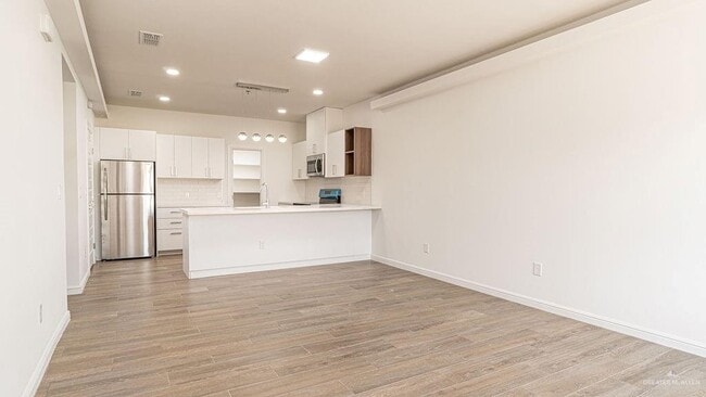 Foto del edificio - 15 Yuma Ave