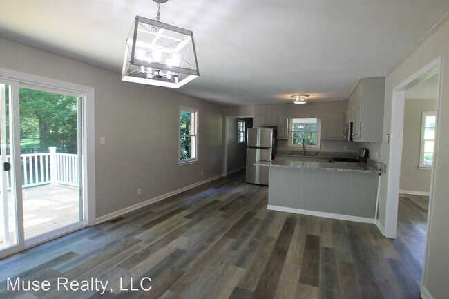 Building Photo - 3 br, 1 bath House - 1535 Glasscock Road