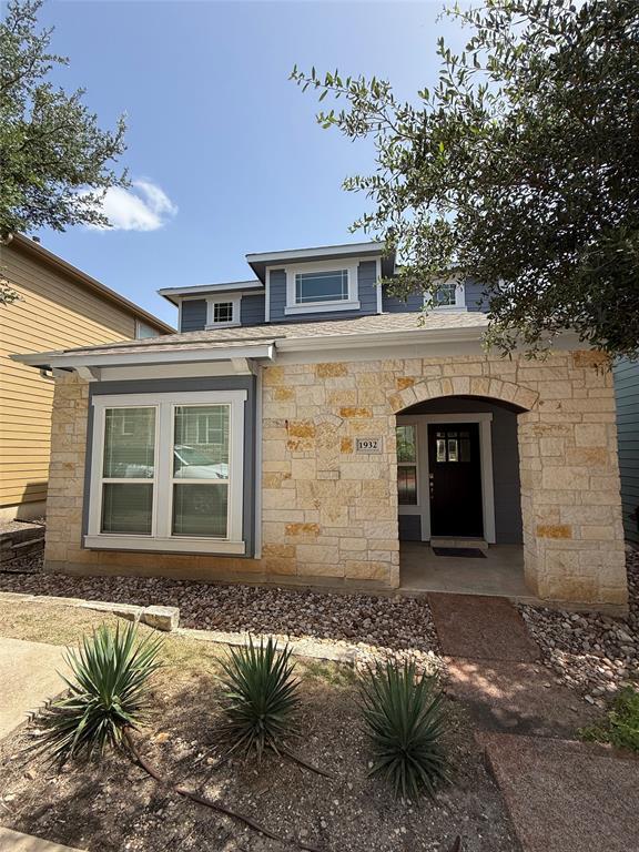 Building Photo - 1932 Tramson Dr