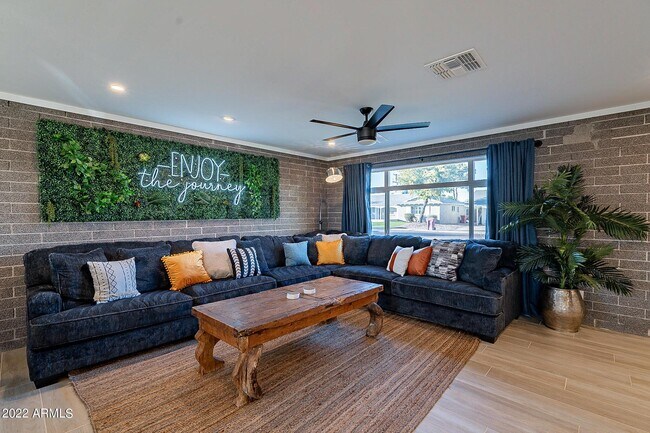 Foto del edificio - 7535 E Princeton Ave