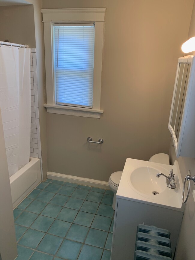 Foto del edificio - 2248 Flora St