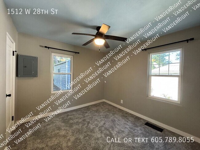 Foto del edificio - 1512 W 28th St
