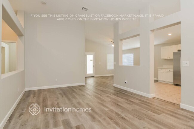 Foto del edificio - 1853 Vista Pointe Ave