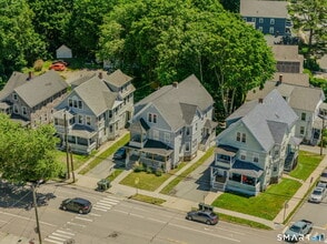 Building Photo - 144-146 Montauk Ave