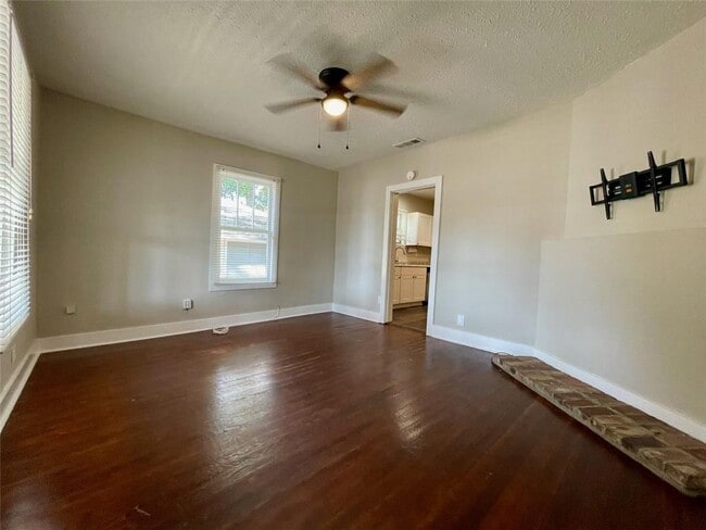 Building Photo - 3284 Stillwood Dr