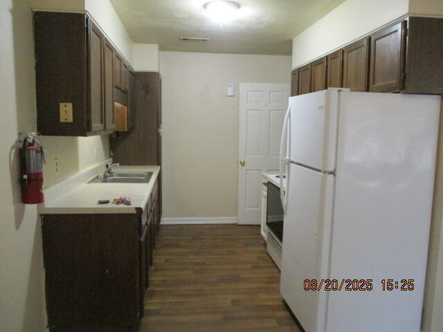 Building Photo - 340 W Hampton Ave