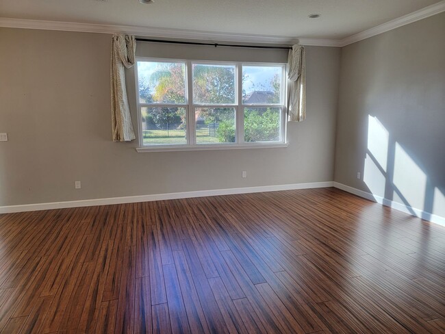 Foto del edificio - Coming Soon! Beautiful 3-bedroom, 3-bathro...