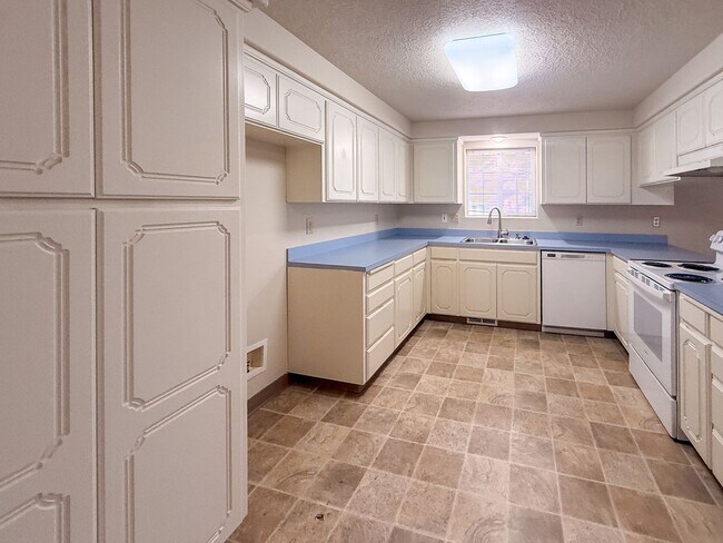 Foto del edificio - 3200 Lorian Ln SE