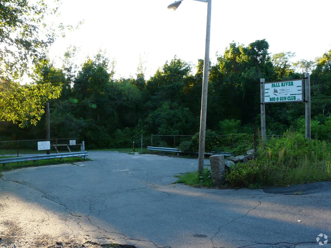 Primary Photo - 311 Sanford Rd