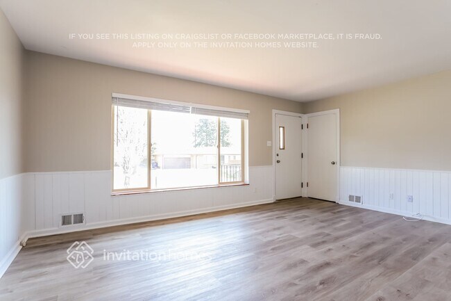 Building Photo - 2727 S Stuart St