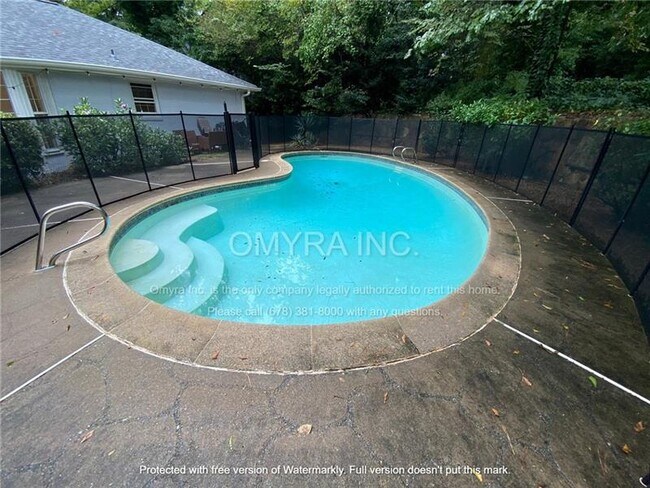 Building Photo - 1275 Land O Lakes Dr