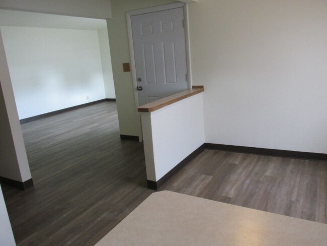 Foto del edificio - 4213 Clark Ave