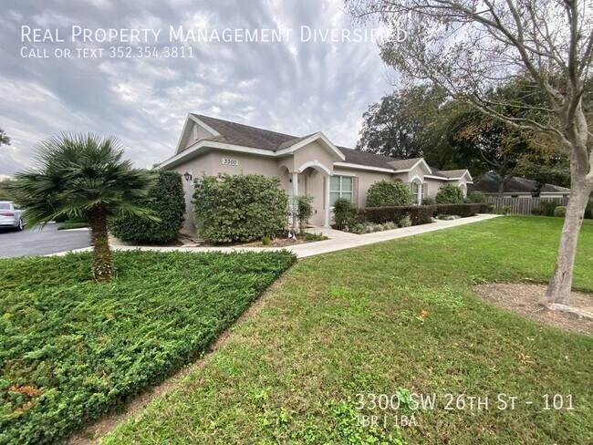 Building Photo - 3300 SW 26th St