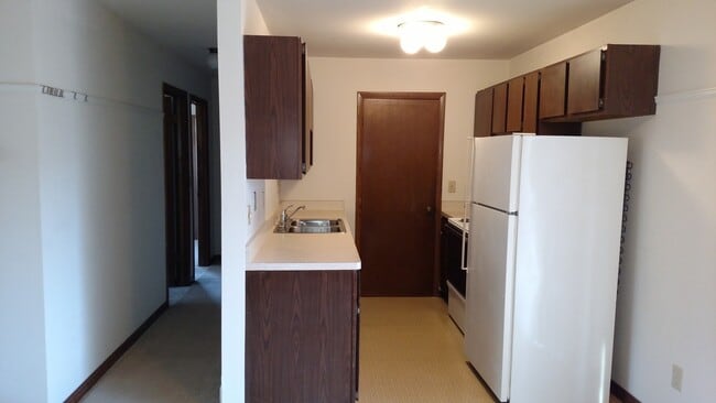 Building Photo - 741 E Imperial Dr