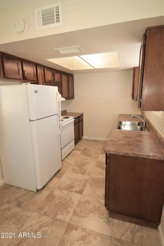 Foto del edificio - 8124 N 33rd Dr
