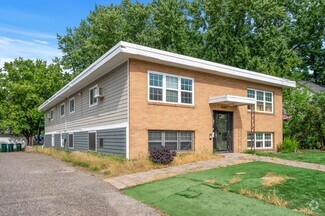 Building Photo - 3948 5th St NE