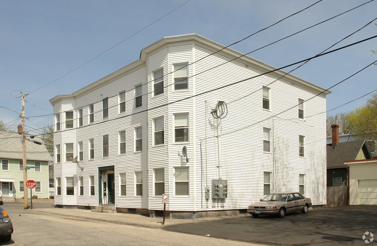 Primary Photo - 73 Clinton St