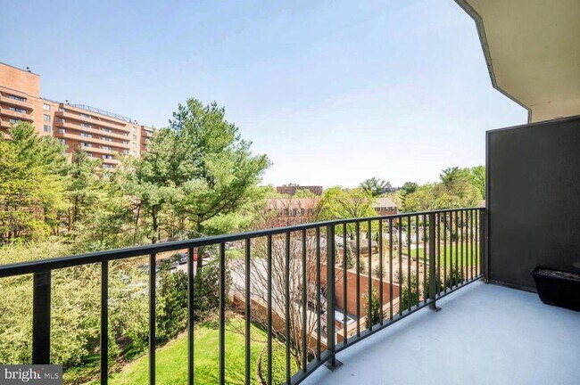 Foto del edificio - 3101 New Mexico Ave NW