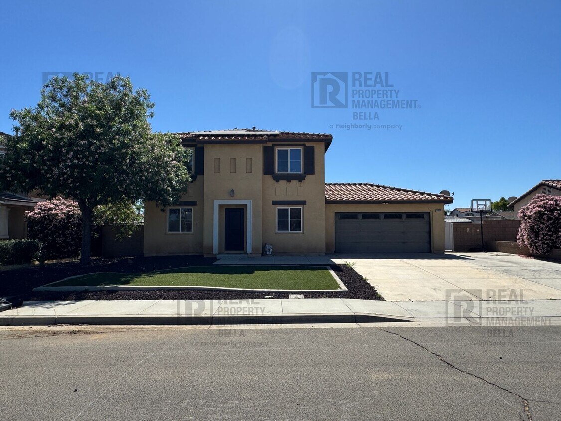 Primary Photo - Spacious 4-Bedroom Menifee Home with Downs...
