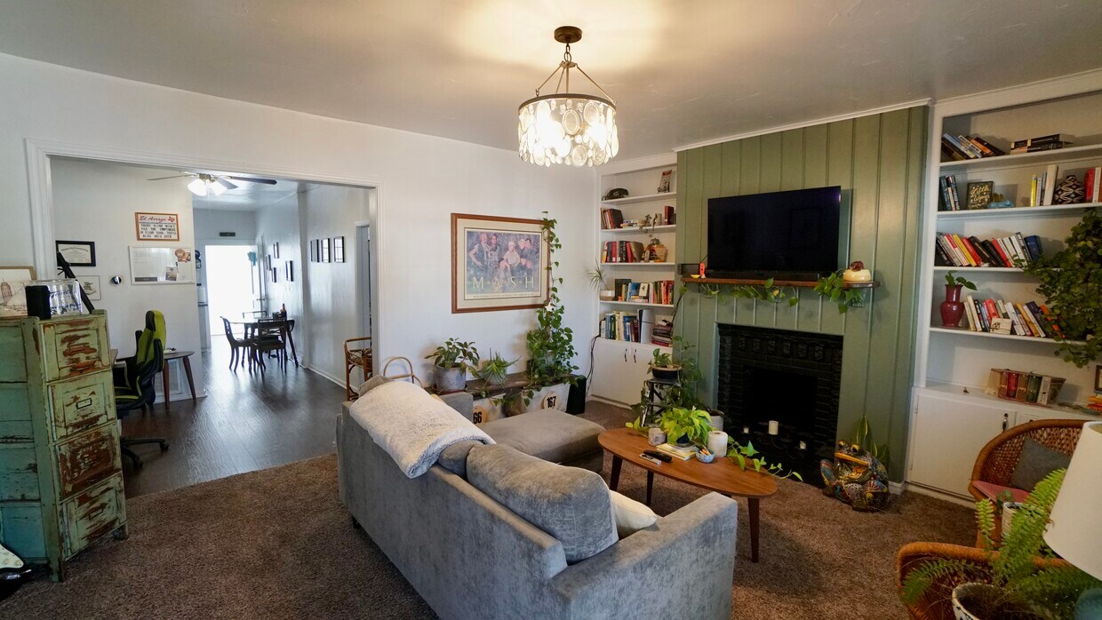 Foto principal - 228 NW 25th St