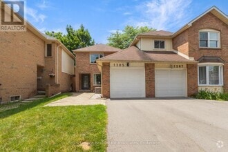 Building Photo - 1205 Potters Wheel Crescent