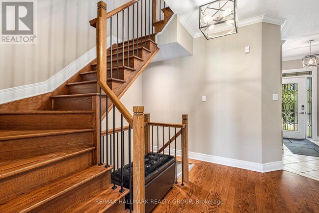 Building Photo - 56 Kings Landing Private