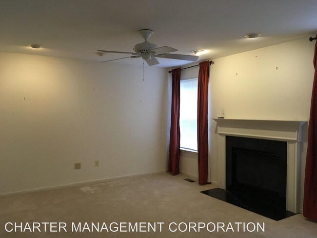 Building Photo - 4 br, 3 bath House - 131 Riverwoods Drive